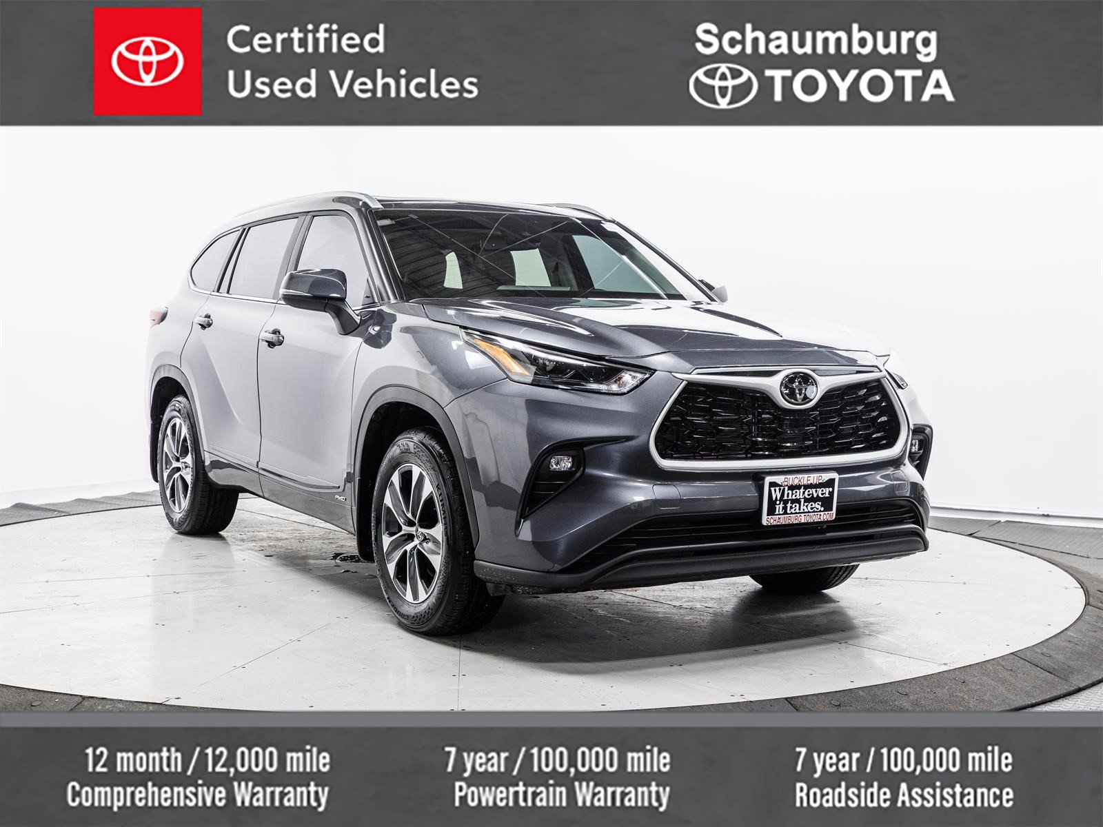 Certified 2025 Toyota Highlander XLE image 1