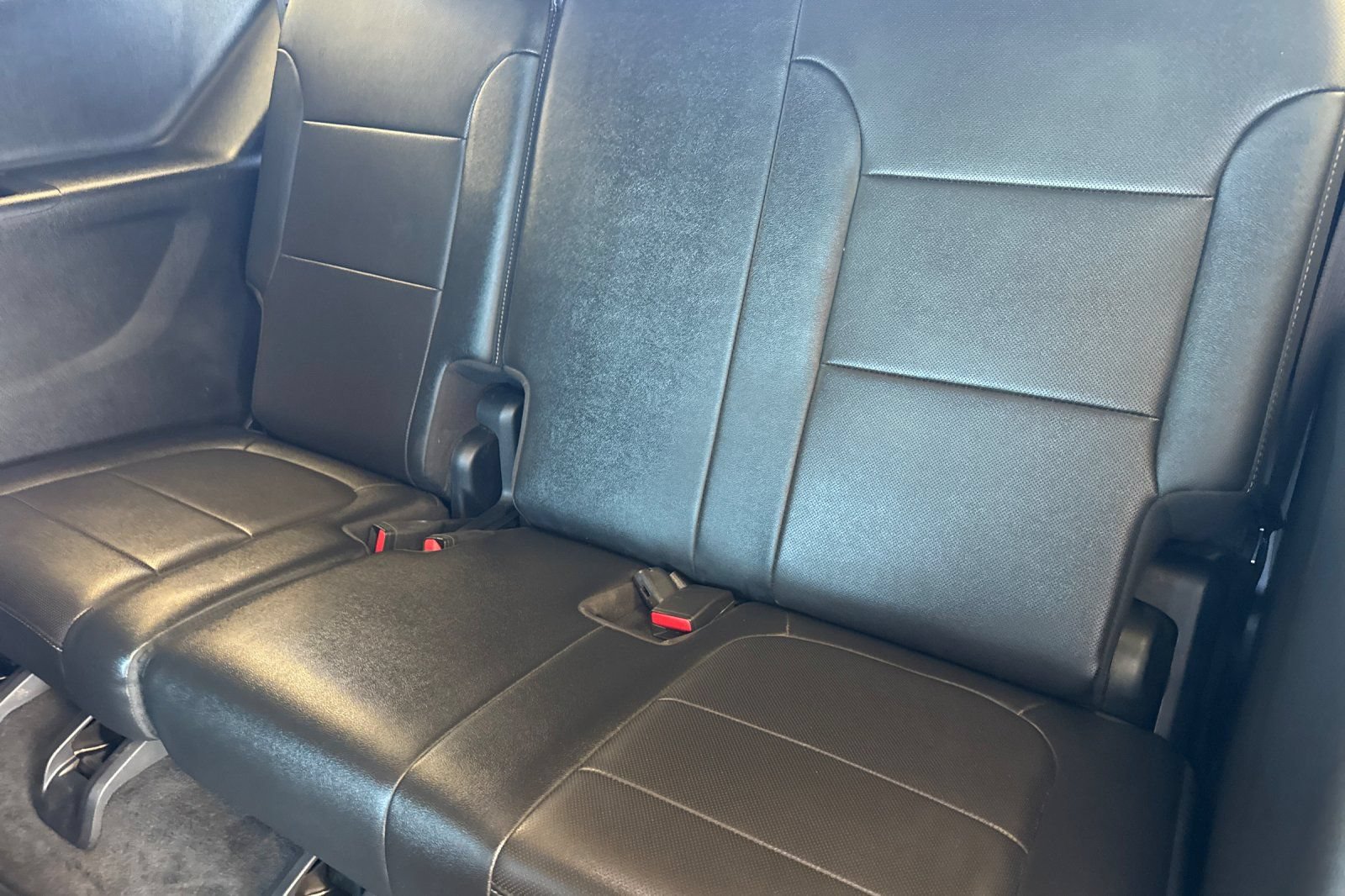 Used 2023 Chevrolet Traverse Premier FWD image 15