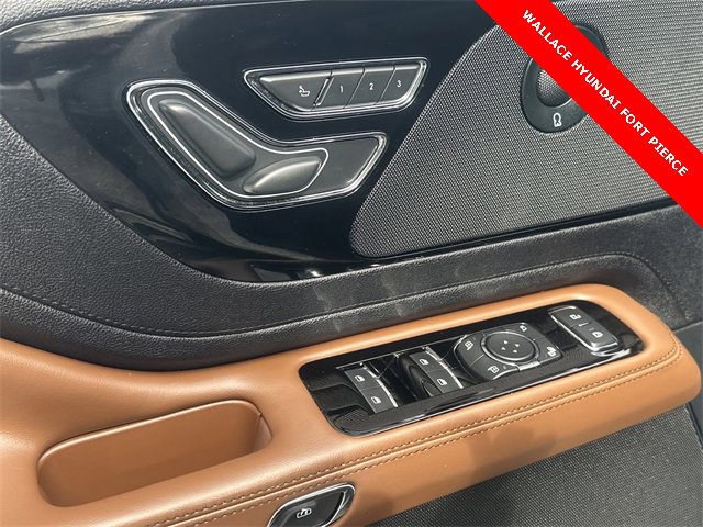 Used 2022 Lincoln Aviator Grand Touring w/ Equipment Group 301A image 16