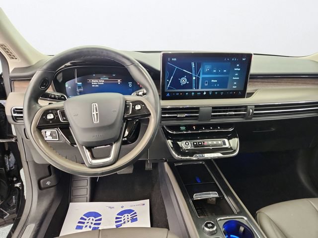 Used 2023 Lincoln Corsair Reserve w/ Equipment Group 201A AWD/4WD image 15