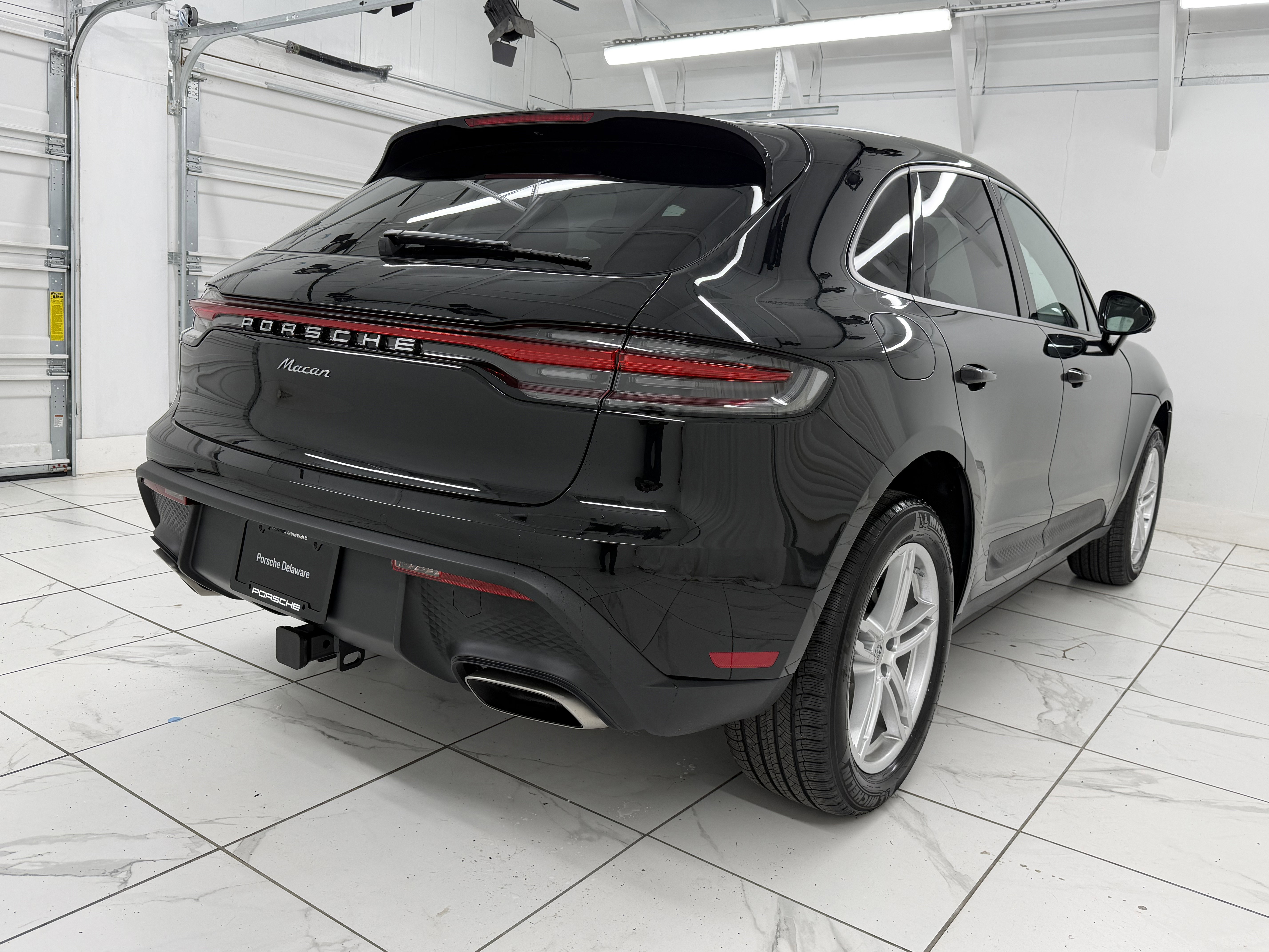 New 2026 Porsche Macan image 12