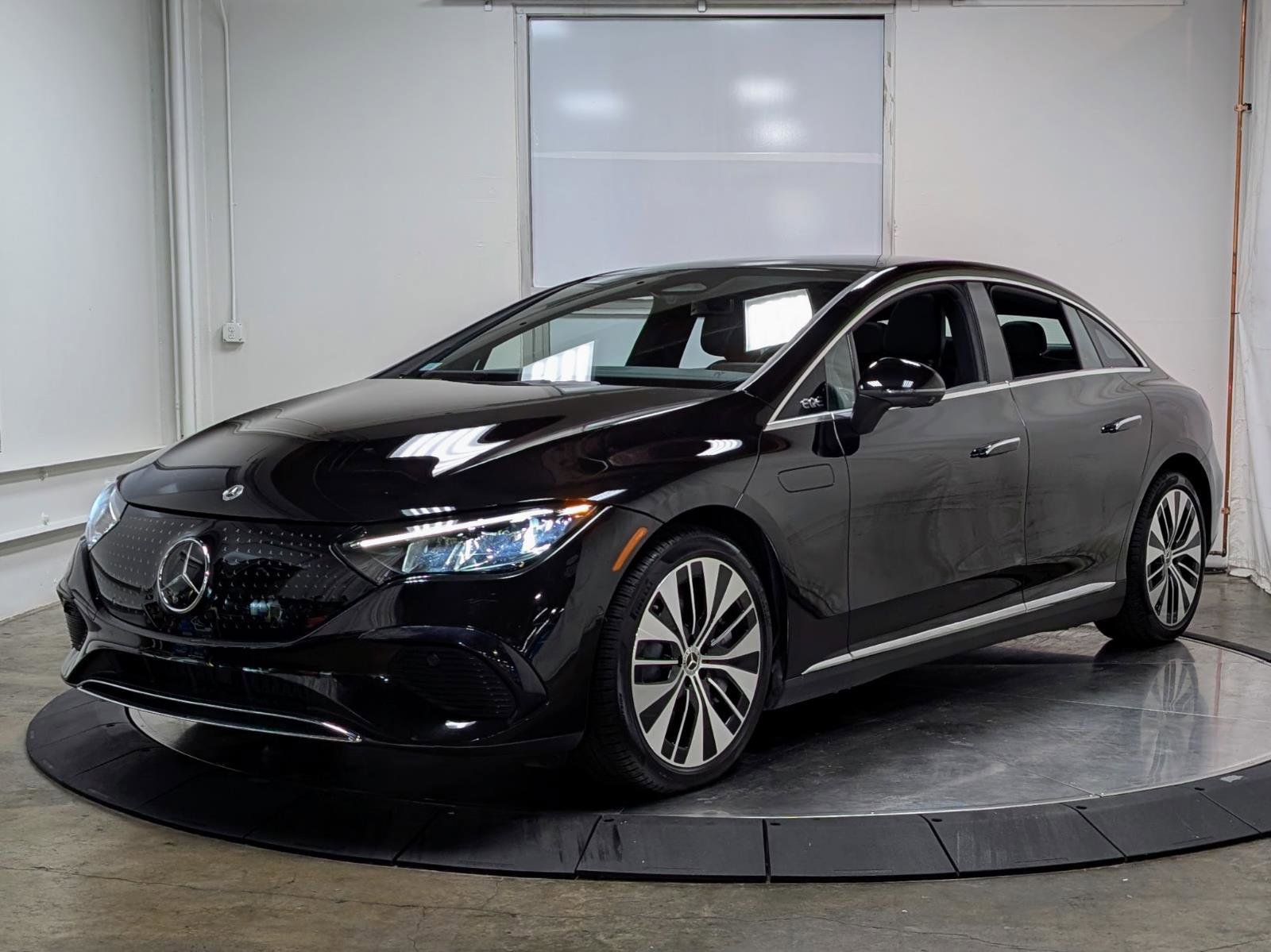 Used 2024 Mercedes-Benz EQE 350+ 4MATIC Sedan image 4