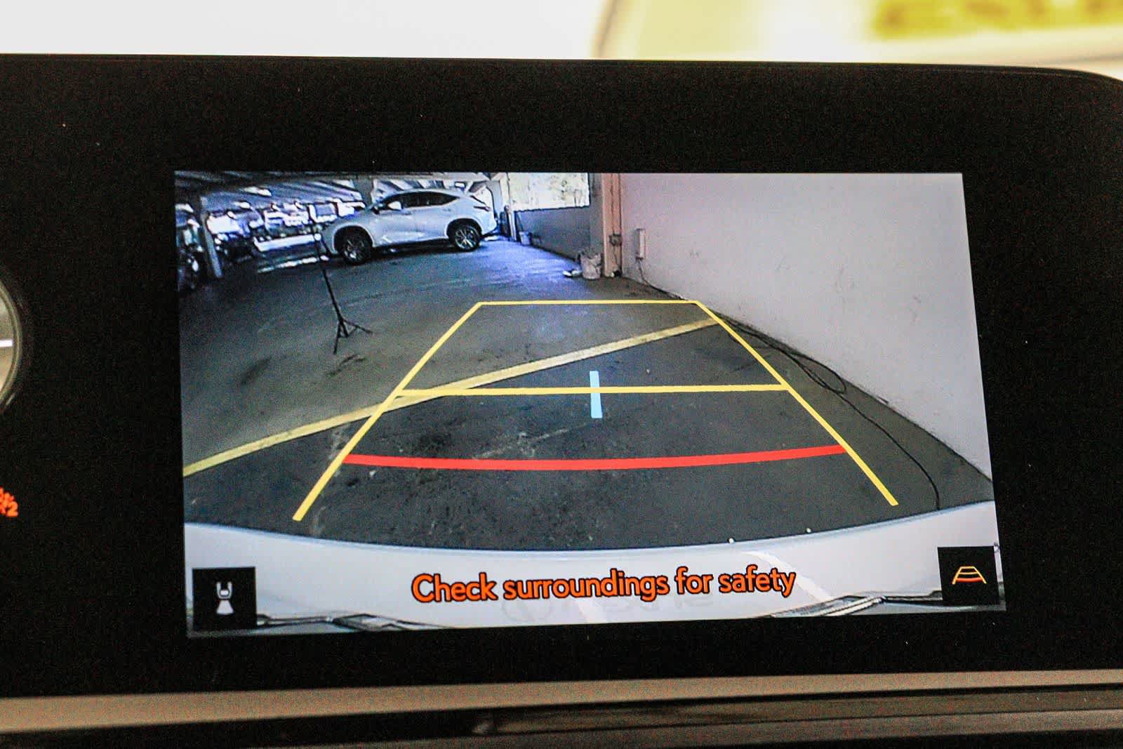Used 2025 Lexus ES 350 w/ Accessory Package (Z2) FWD image 24