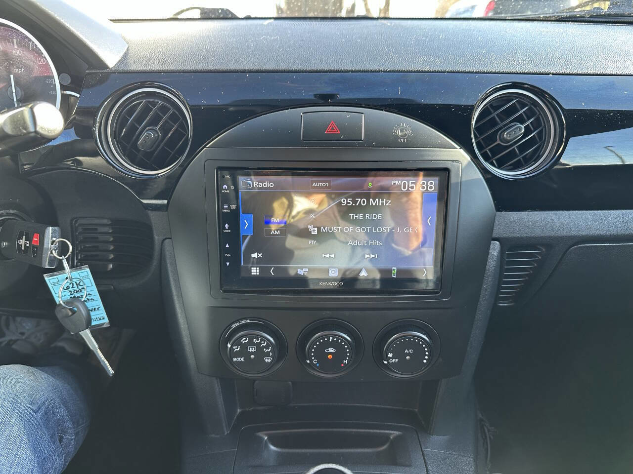 Used 2007 MAZDA MX-5 Miata Touring image 19