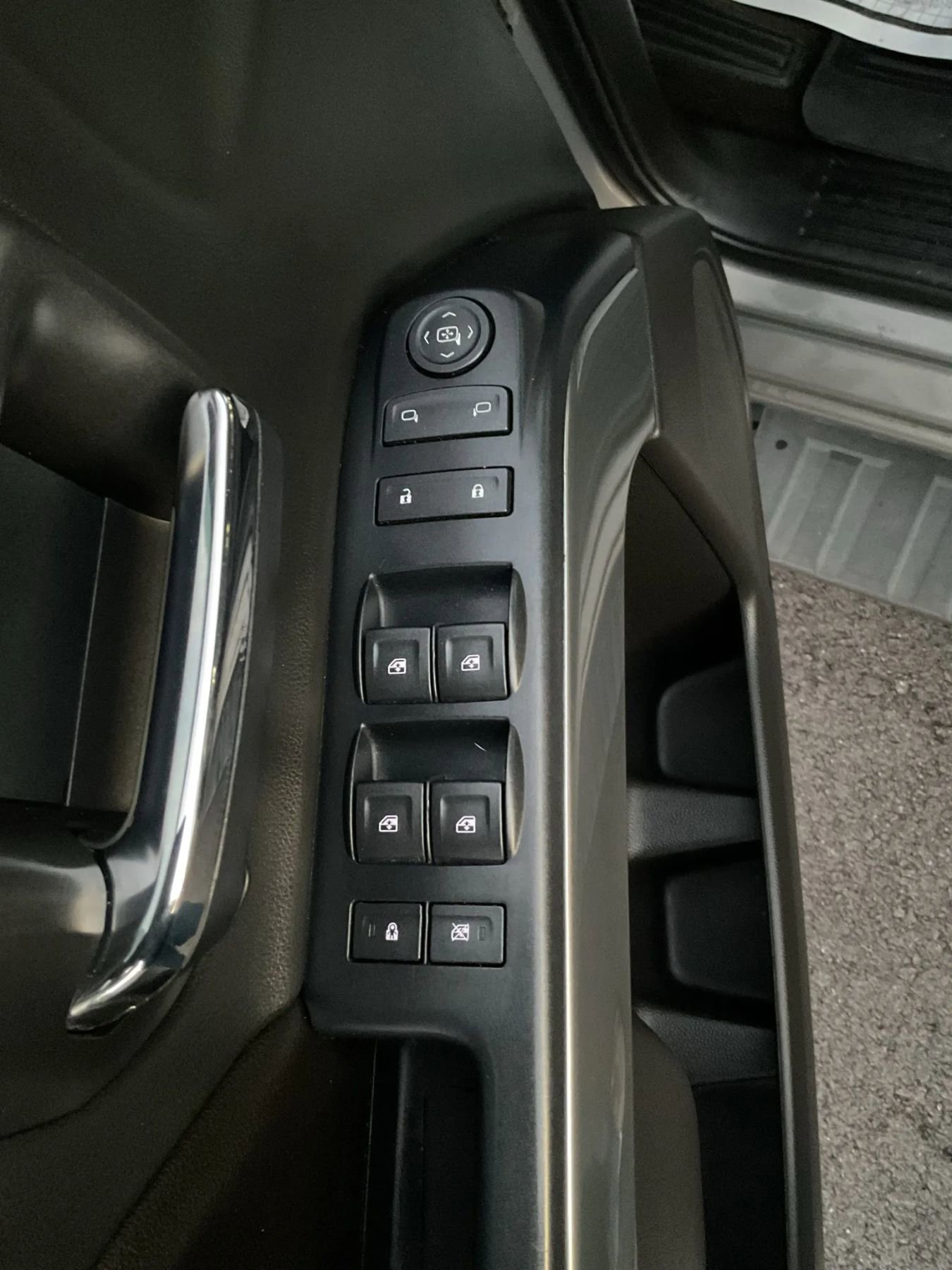 Used 2017 Chevrolet Silverado 1500 LT w/ All Star Edition image 36