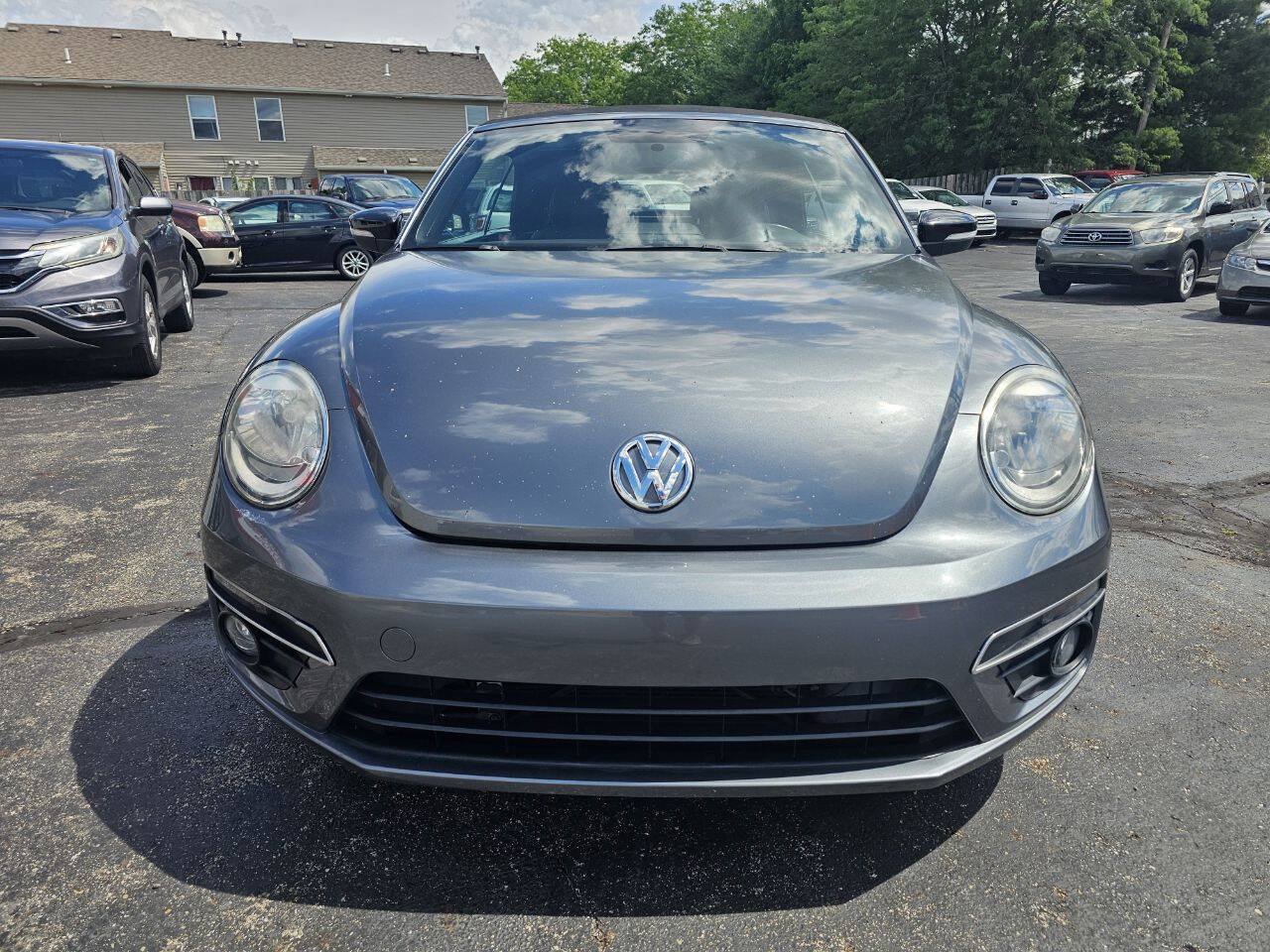 Used 2014 Volkswagen Beetle R-Line FWD image 3