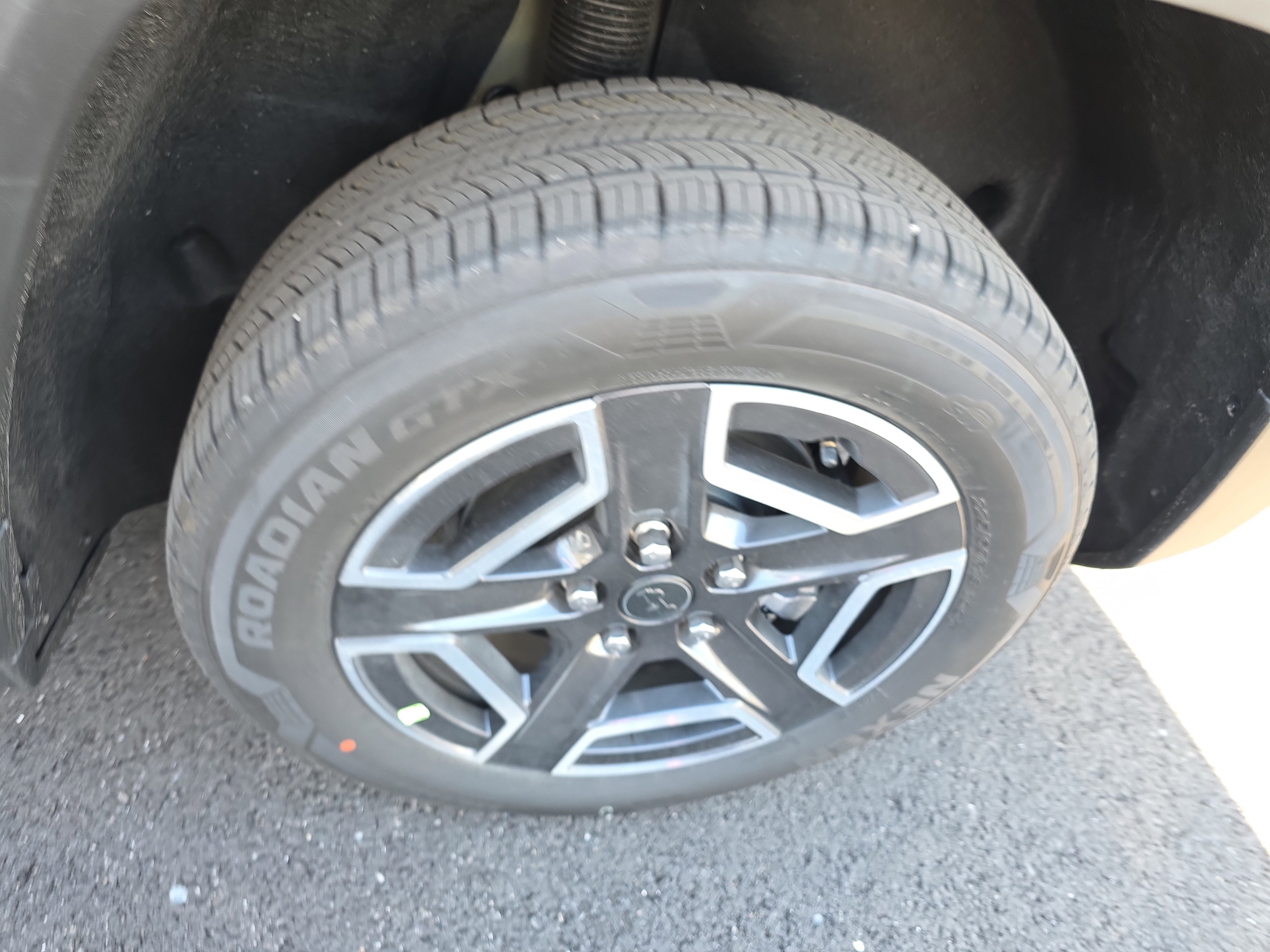 New 2026 Jeep Cherokee Laredo image 31