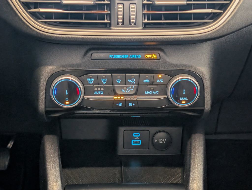 Certified 2022 Ford Escape SE w/ Convenience Package image 16