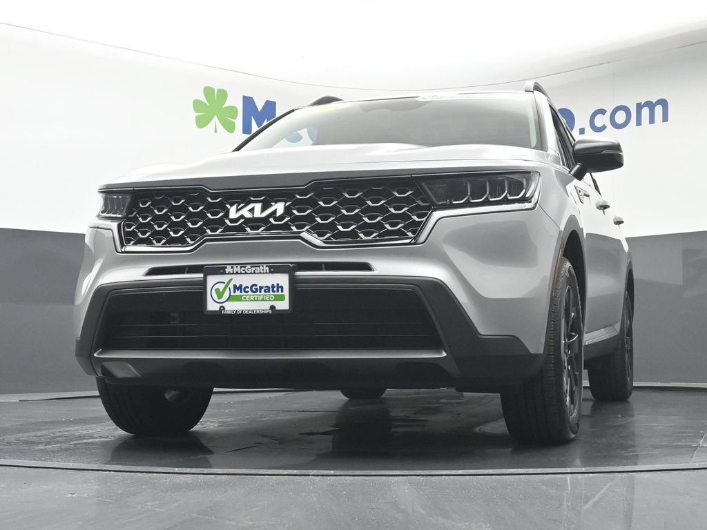 Used 2023 Kia Sorento S w/ Panoramic Sunroof Package AWD/4WD image 7