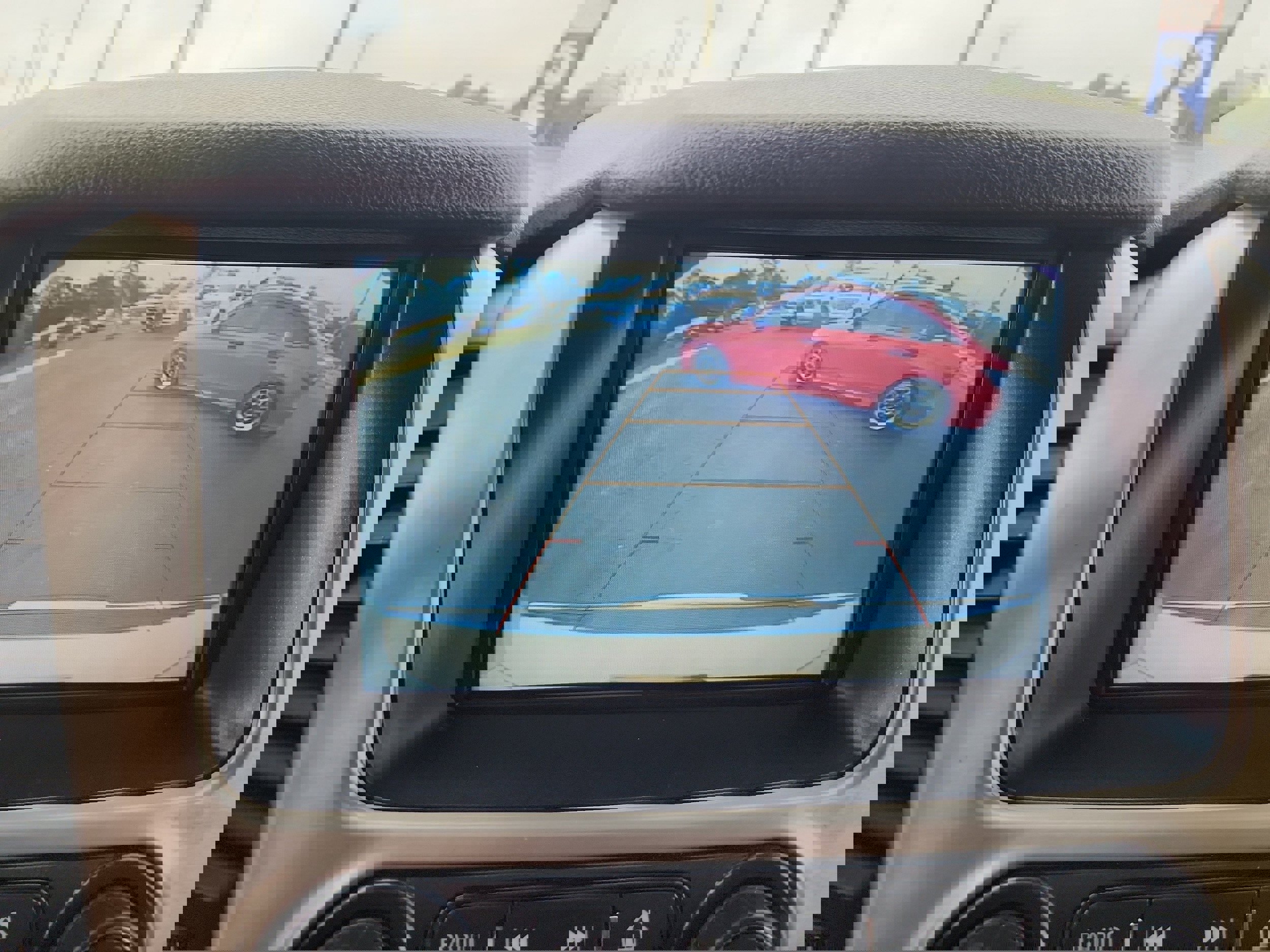 Used 2019 GMC Yukon Denali w/ Denali Ultimate Package image 22