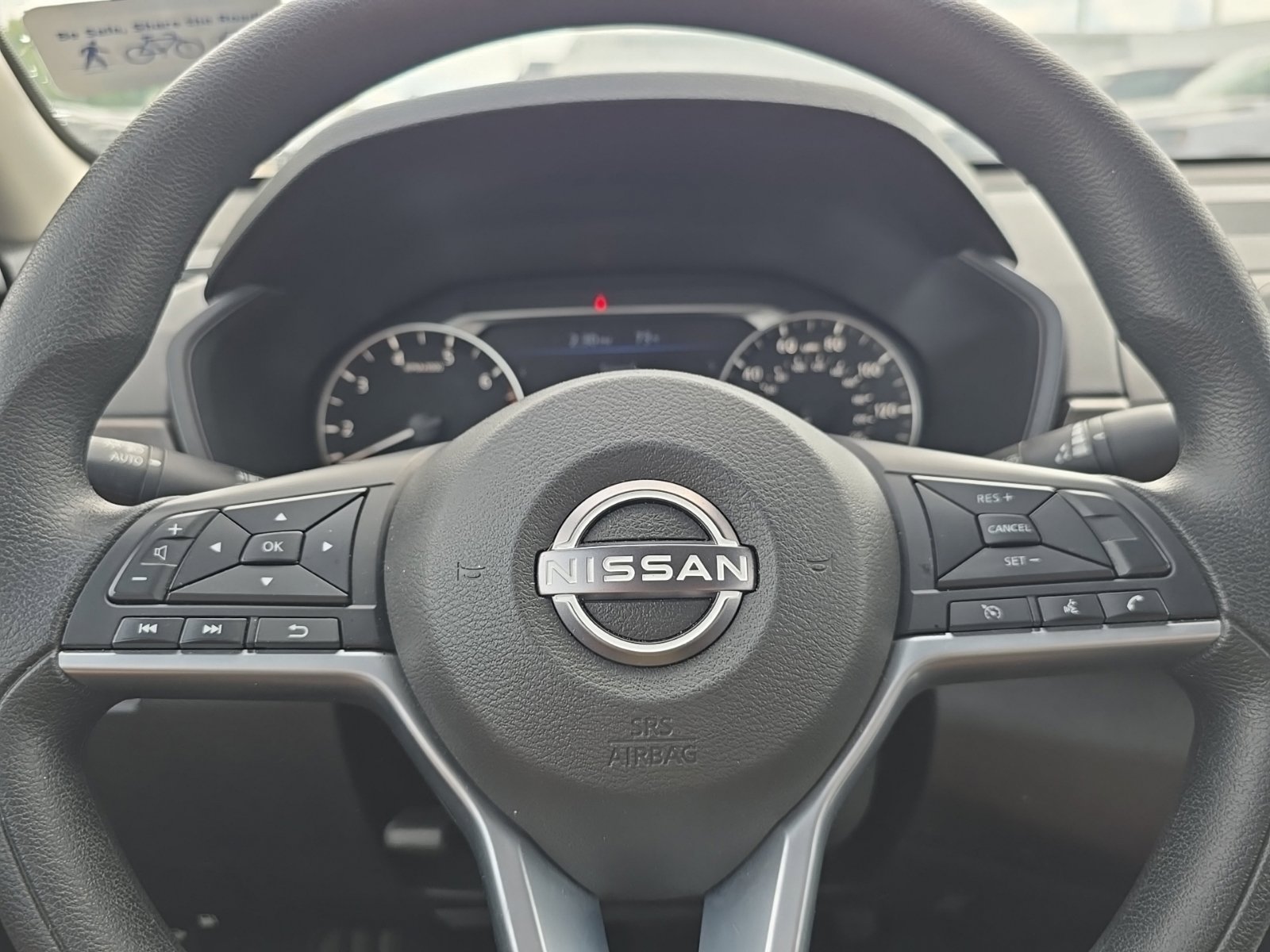 Used 2025 Nissan Altima 2.5 SV AWD/4WD image 18