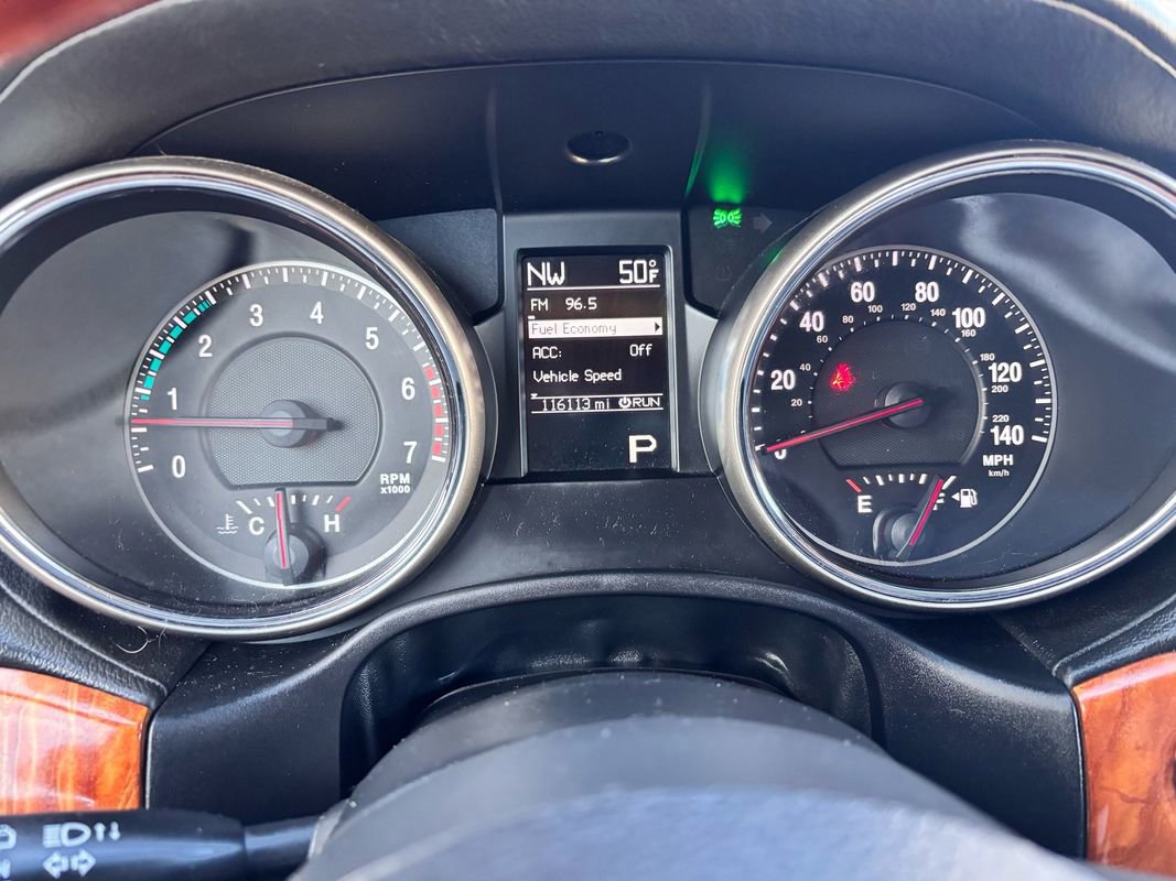 Used 2012 Jeep Grand Cherokee Overland image 12