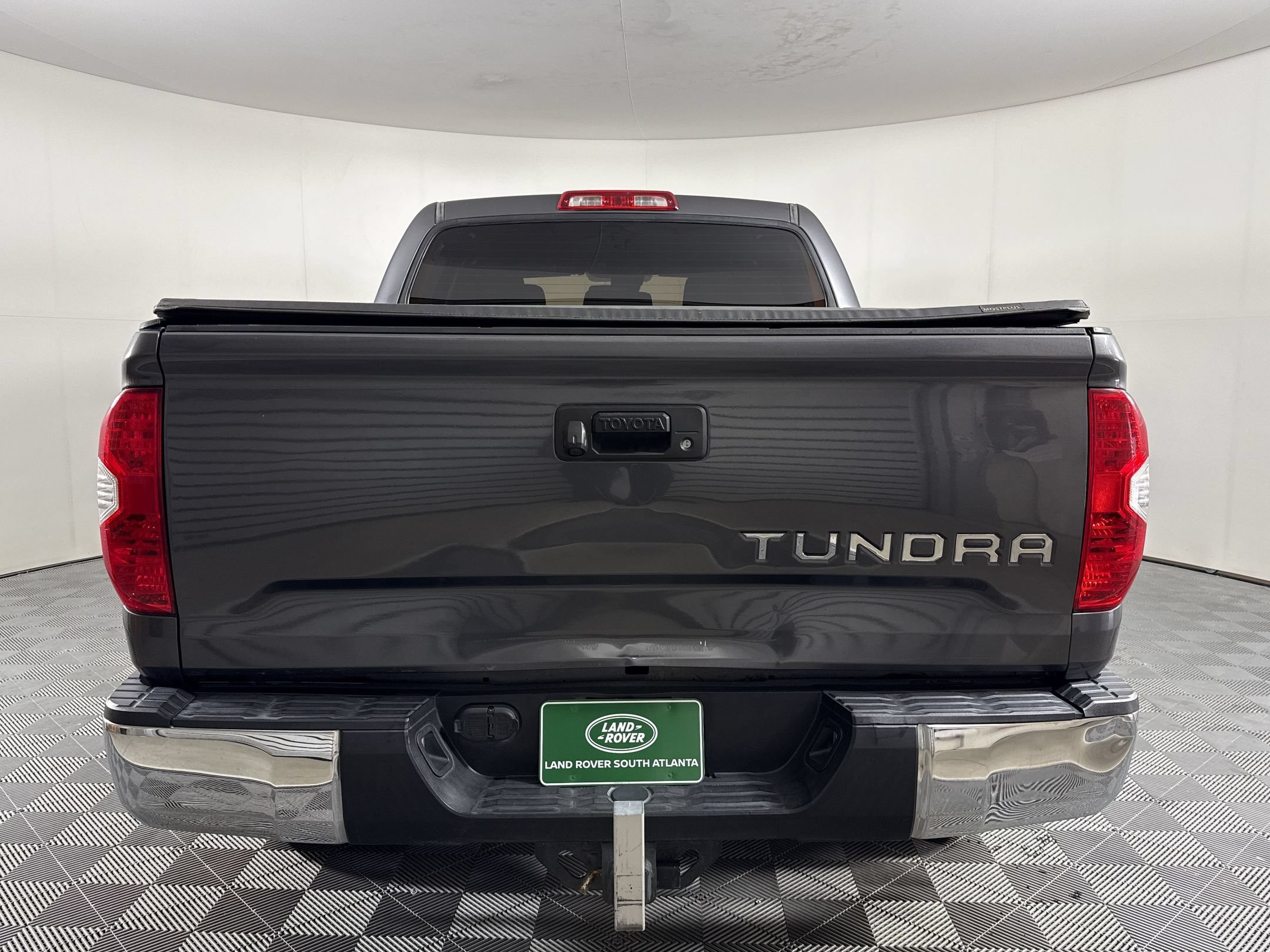 Used 2018 Toyota Tundra SR5 w/ SR5 Upgrade Package RWD image 10