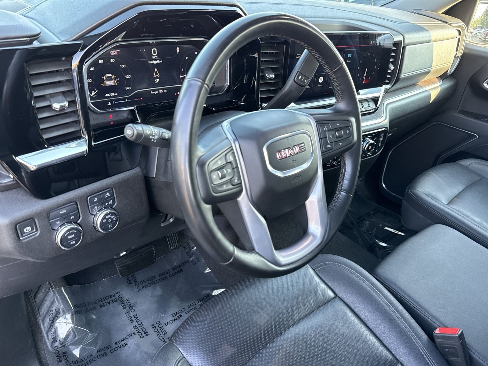 Used 2025 GMC Sierra 1500 SLT AWD/4WD image 11
