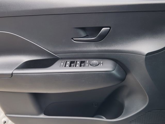 Certified 2024 Hyundai Kona SEL image 18