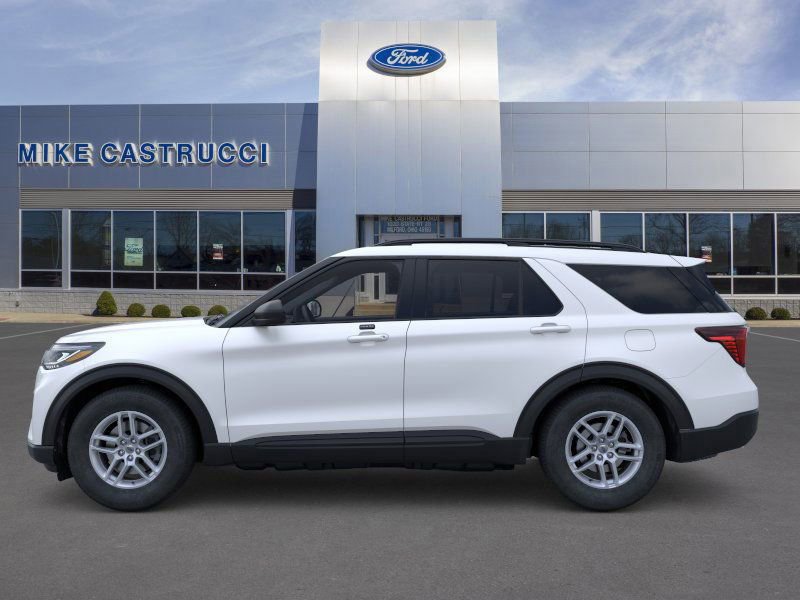 New 2026 Ford Explorer Active image 3