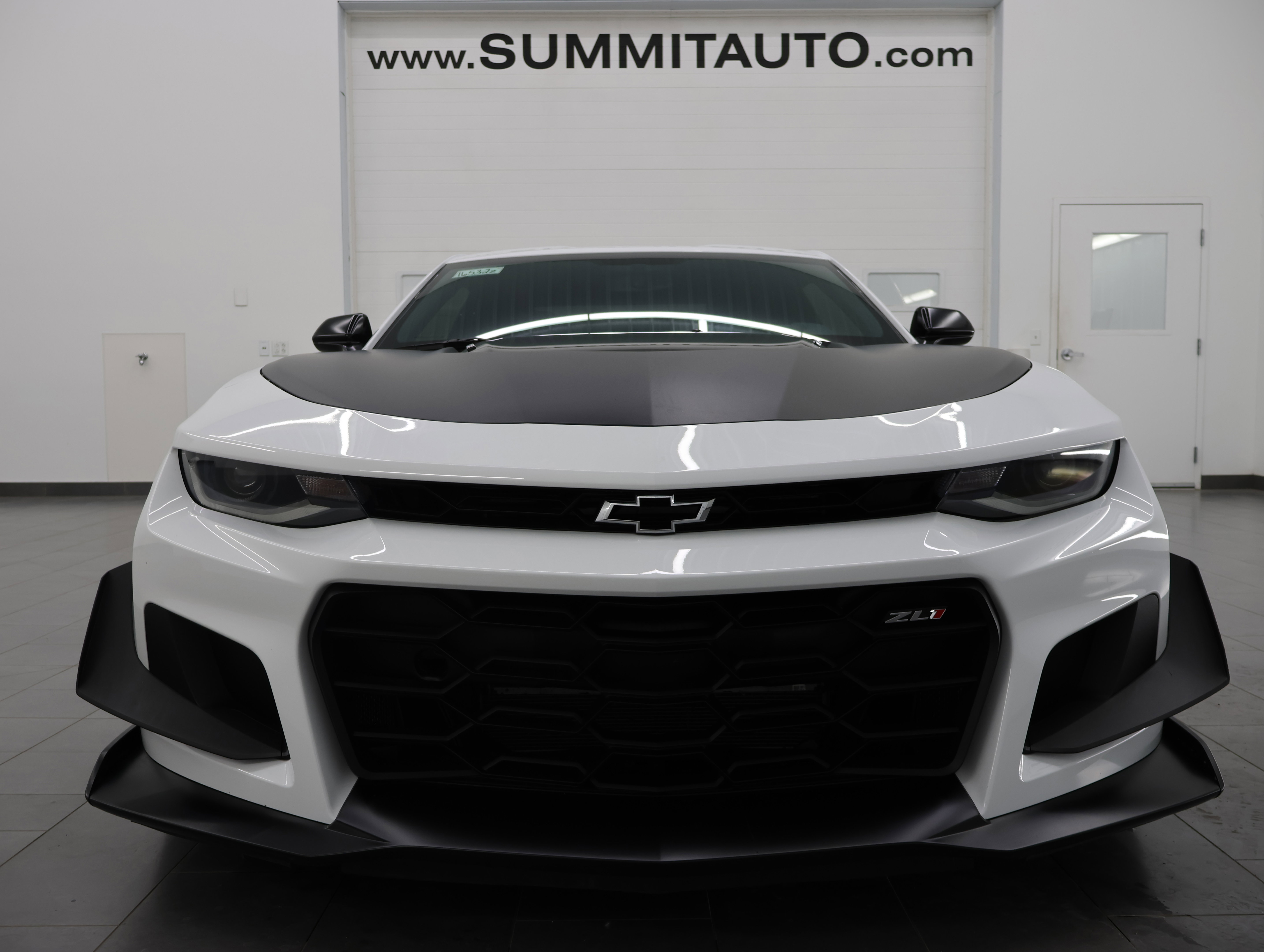 Used 2019 Chevrolet Camaro ZL1 RWD image 21