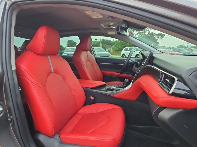 Used 2022 Toyota Camry XSE FWD image 19