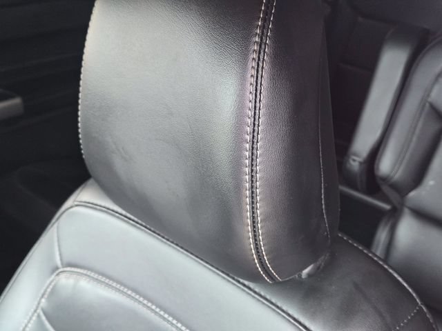 Used 2024 Ford Explorer XLT w/ Equipment Group 202A RWD image 15