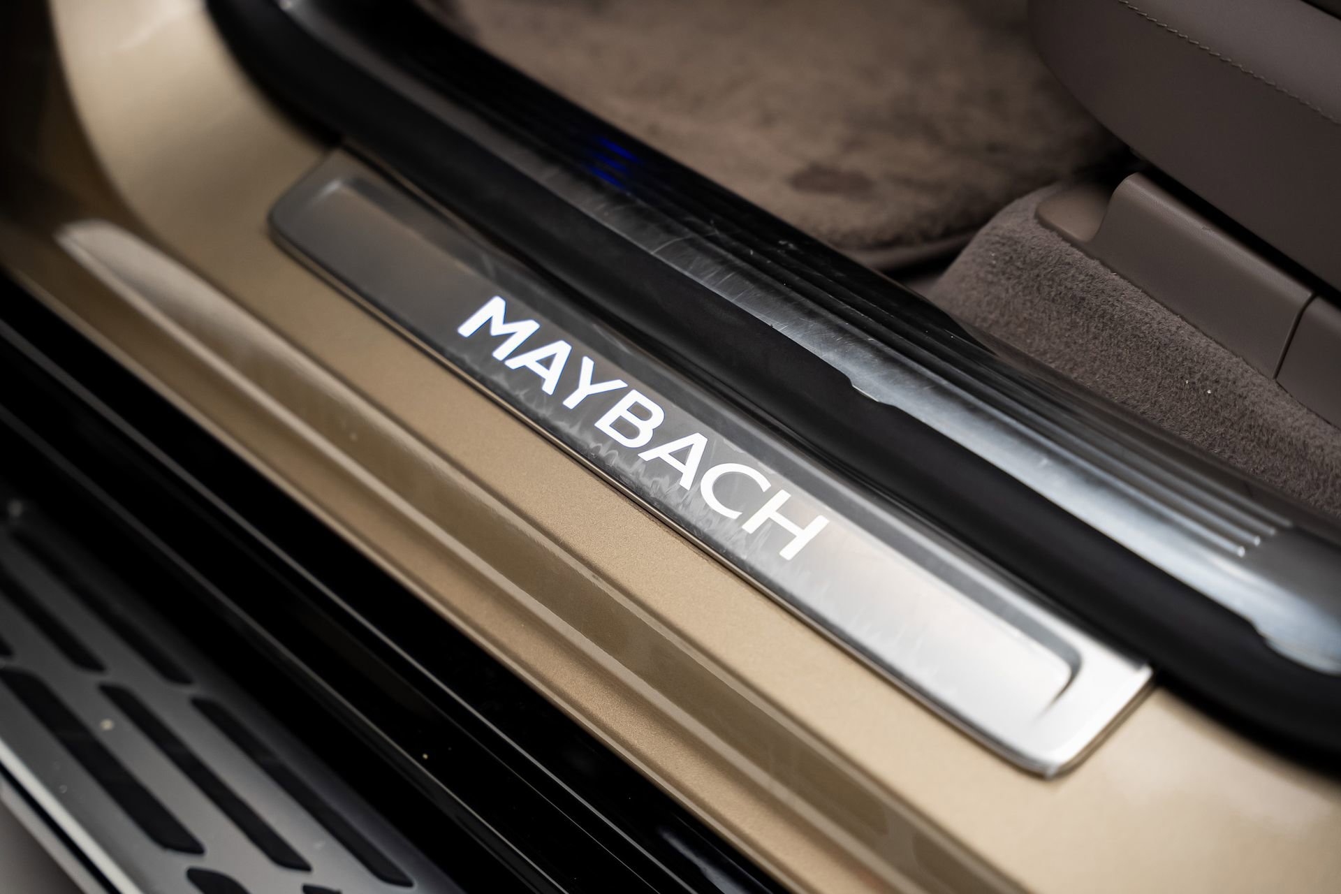 Used 2024 Mercedes-Benz Maybach EQS 680 4MATIC image 58