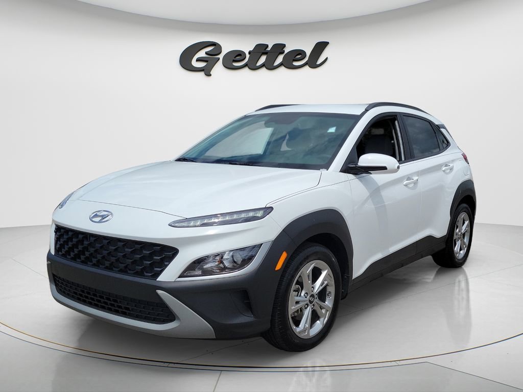 Used 2023 Hyundai Kona SEL image 1