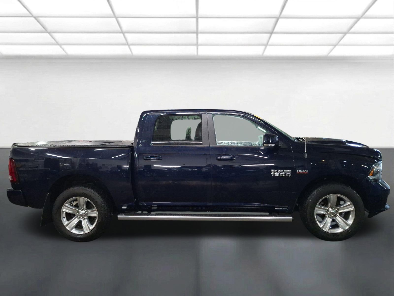 Used 2015 RAM 1500 Sport w/ Sport Premium Group AWD/4WD image 2