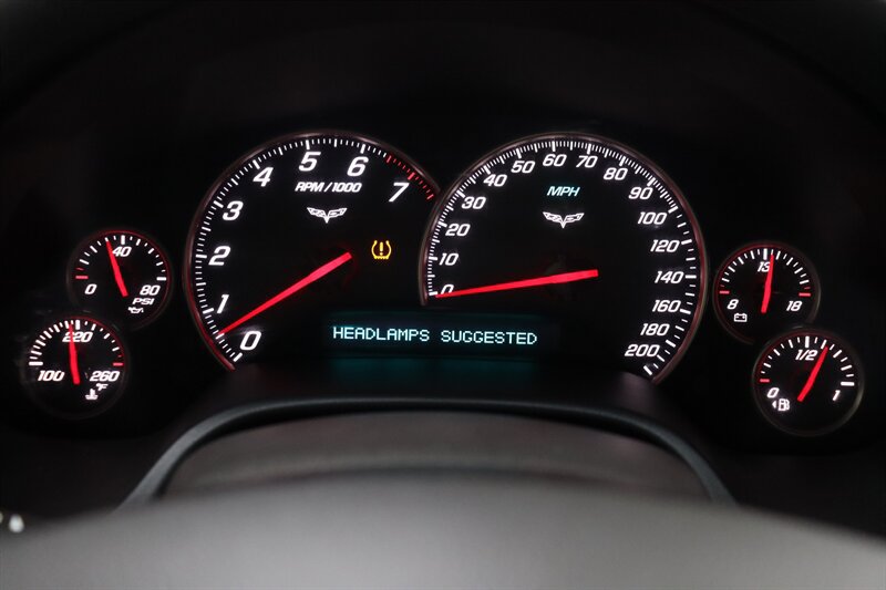 Used 2007 Chevrolet Corvette Convertible RWD image 8