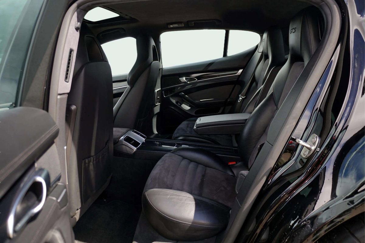 Used 2013 Porsche Panamera GTS image 19