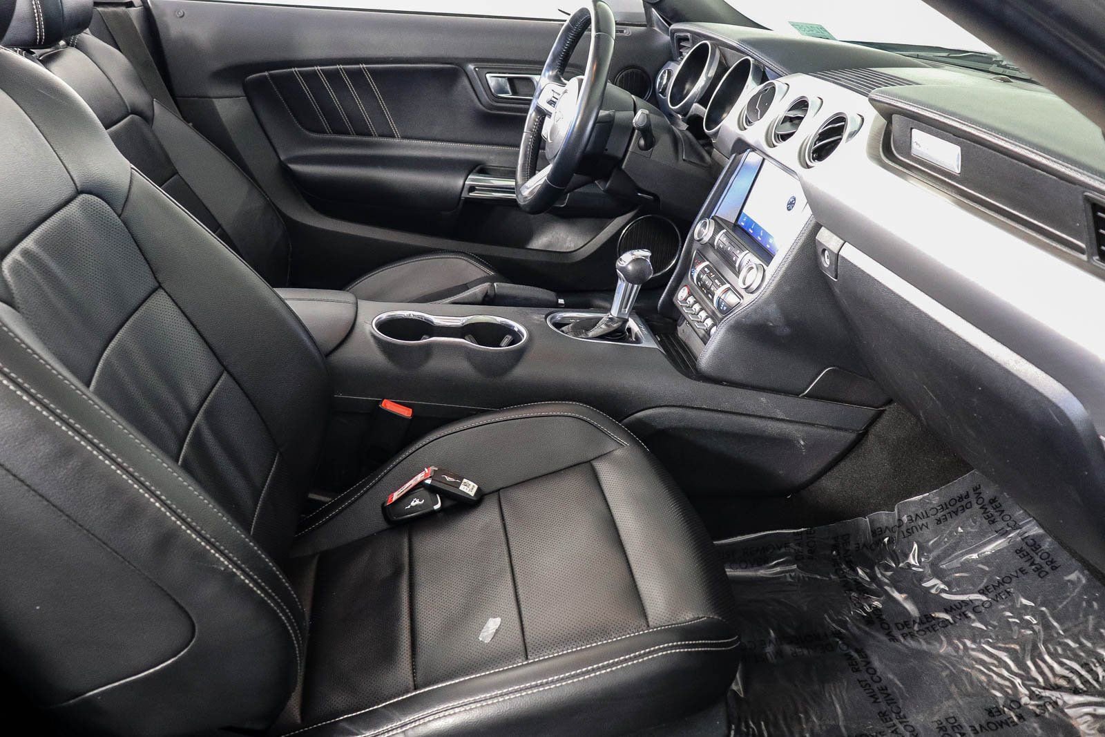 Used 2022 Ford Mustang Premium image 16