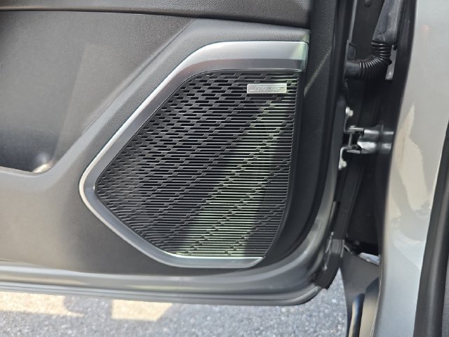 Certified 2025 Buick Enclave Preferred FWD image 18
