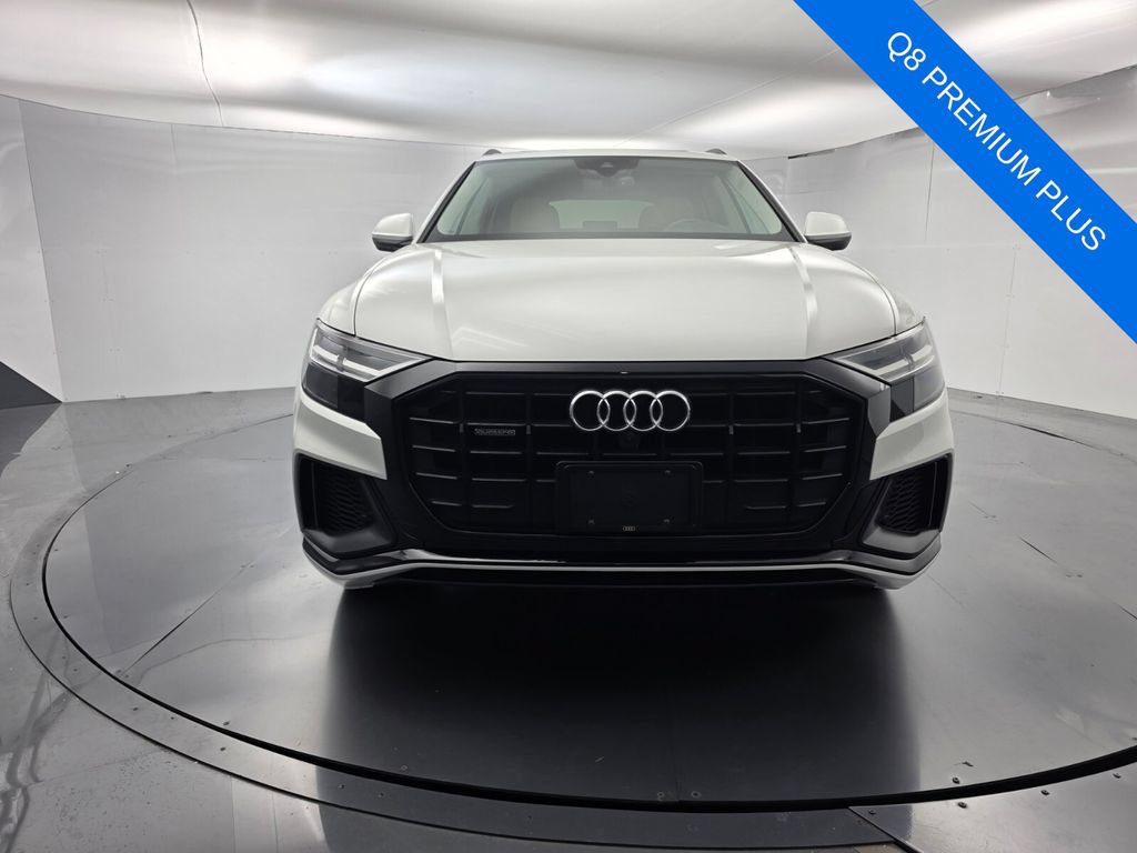 Used 2020 Audi Q8 Premium Plus w/ Premium Plus Package AWD/4WD image 2