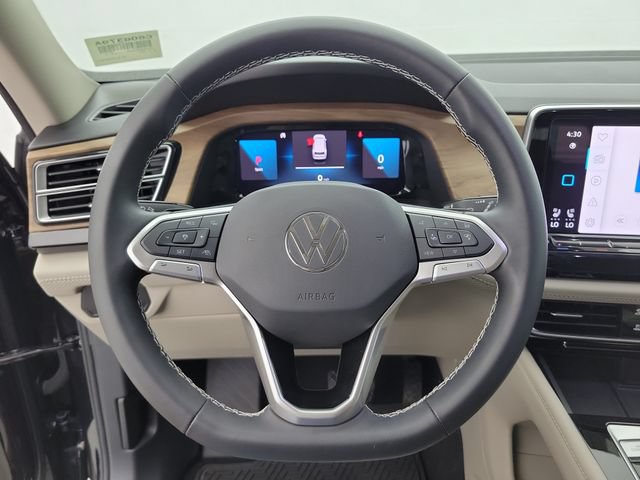 Used 2024 Volkswagen Atlas SE FWD image 23
