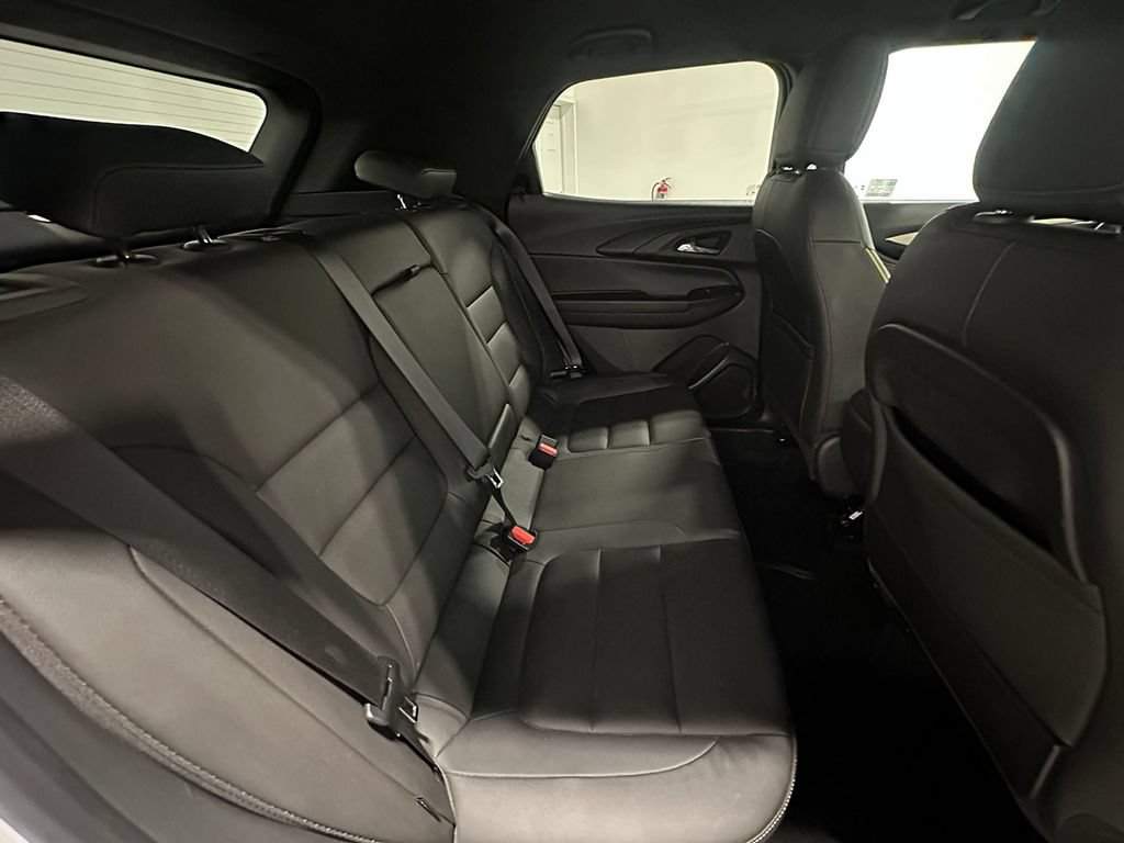 Used 2024 Chevrolet TrailBlazer ACTIV w/ Driver Confidence Package AWD/4WD image 25
