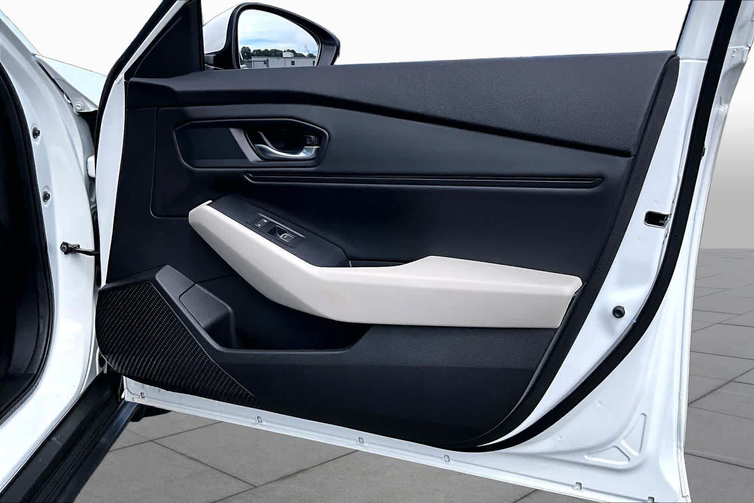 Used 2024 Honda Accord EX image 22