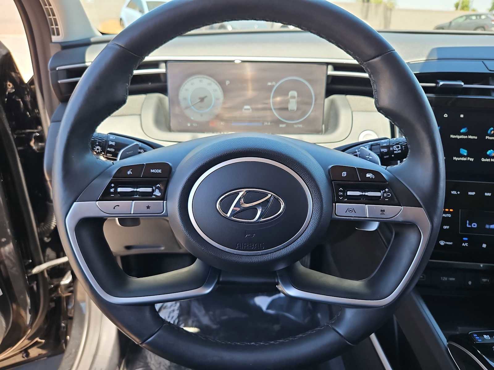 Certified 2022 Hyundai Tucson Limited w/ Cargo Package AWD/4WD image 23