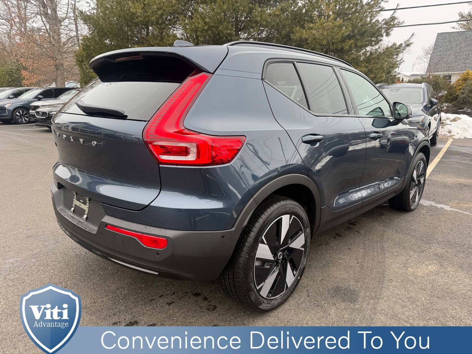 New 2026 Volvo EX40 Plus w/ Climate Package image 8