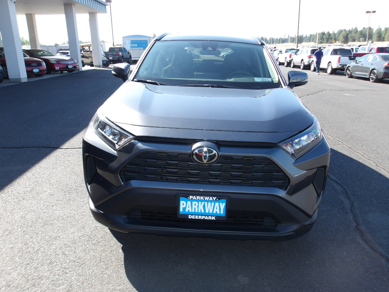 Used 2020 Toyota RAV4 LE image 8