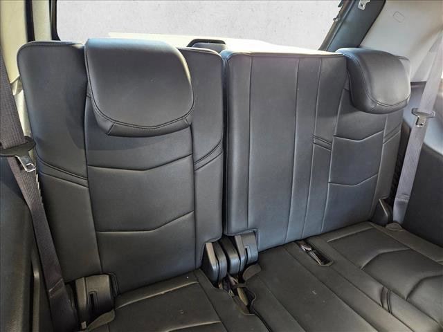 Used 2017 Cadillac Escalade Luxury image 21