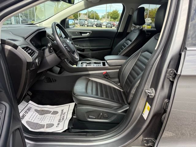 Used 2022 Ford Edge SEL image 17