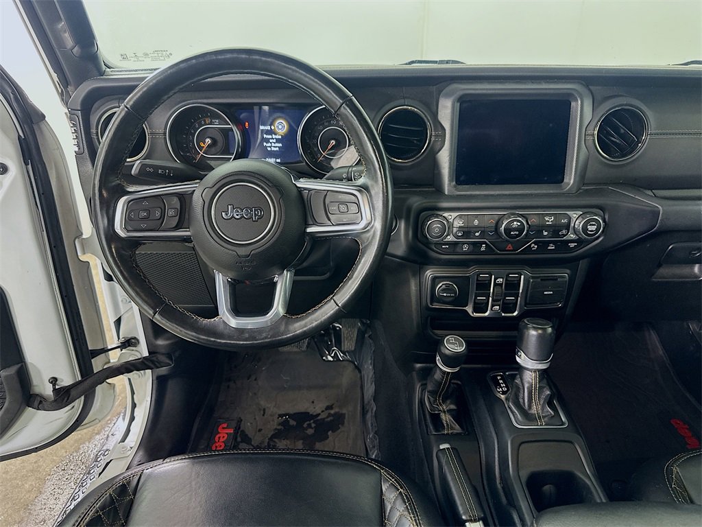Used 2023 Jeep Gladiator Overland image 17