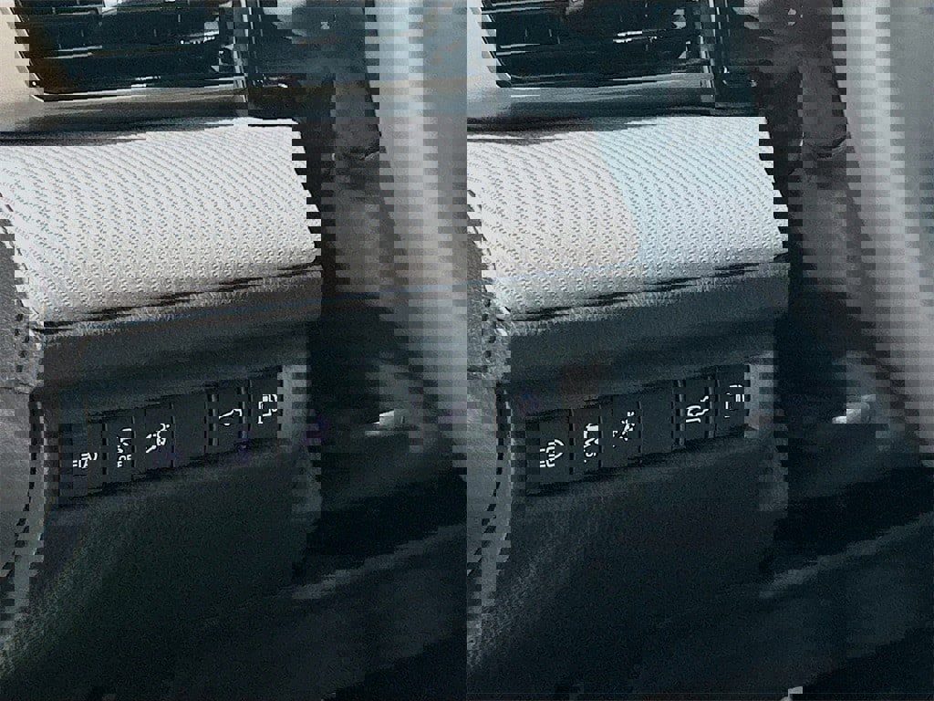 New 2026 Toyota Camry SE image 11