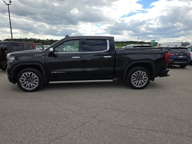 Used 2025 GMC Sierra 1500 Denali Ultimate AWD/4WD image 2