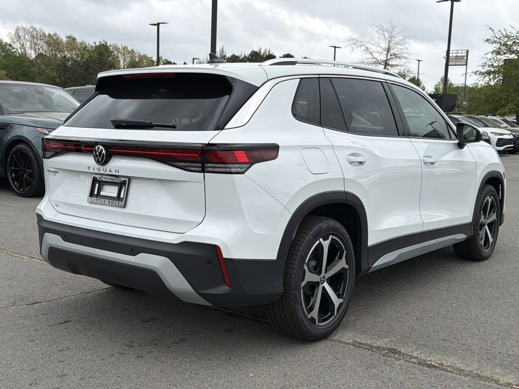 New 2026 Volkswagen Tiguan SE FWD image 5