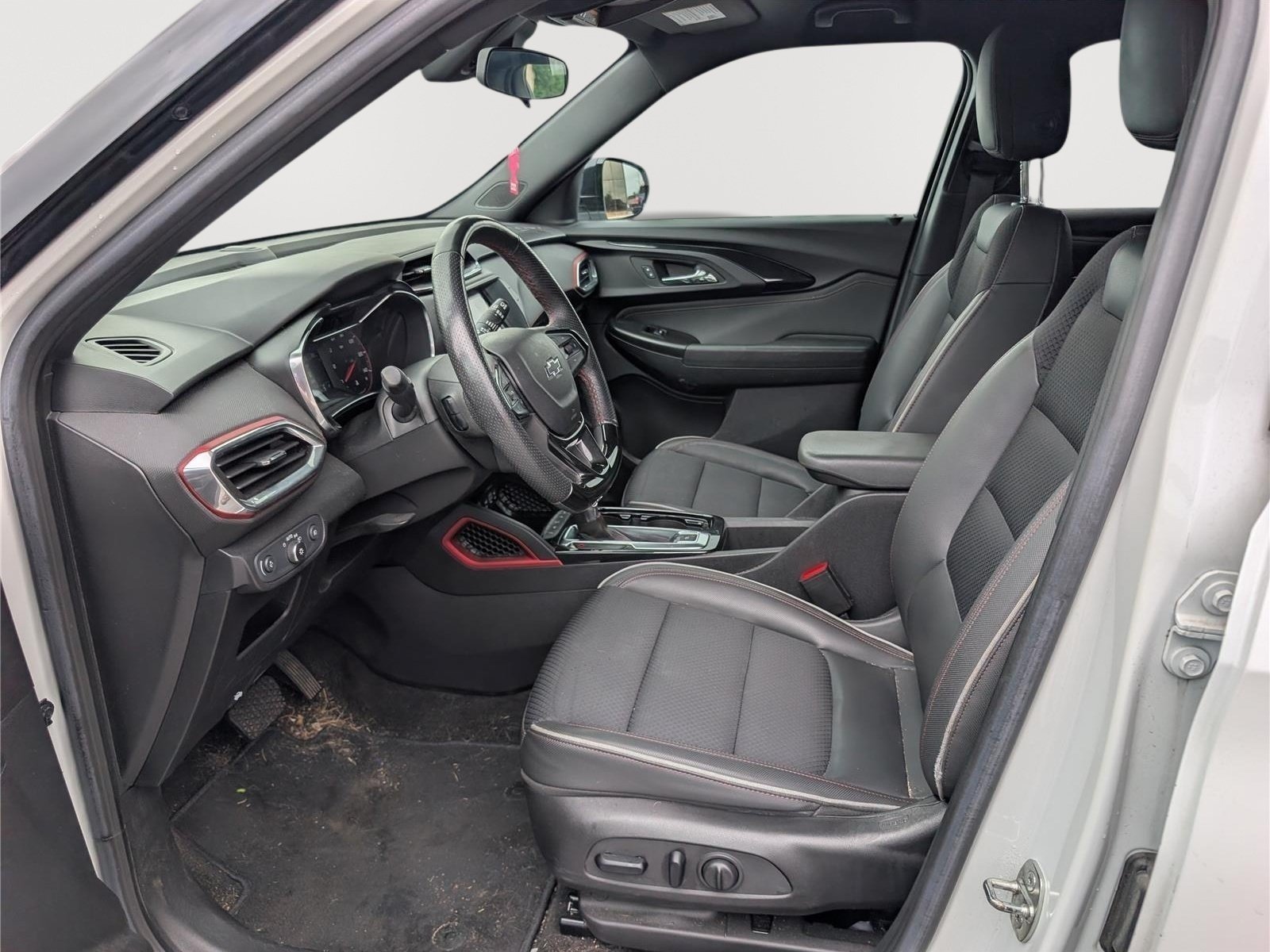 Used 2022 Chevrolet TrailBlazer RS AWD/4WD image 15