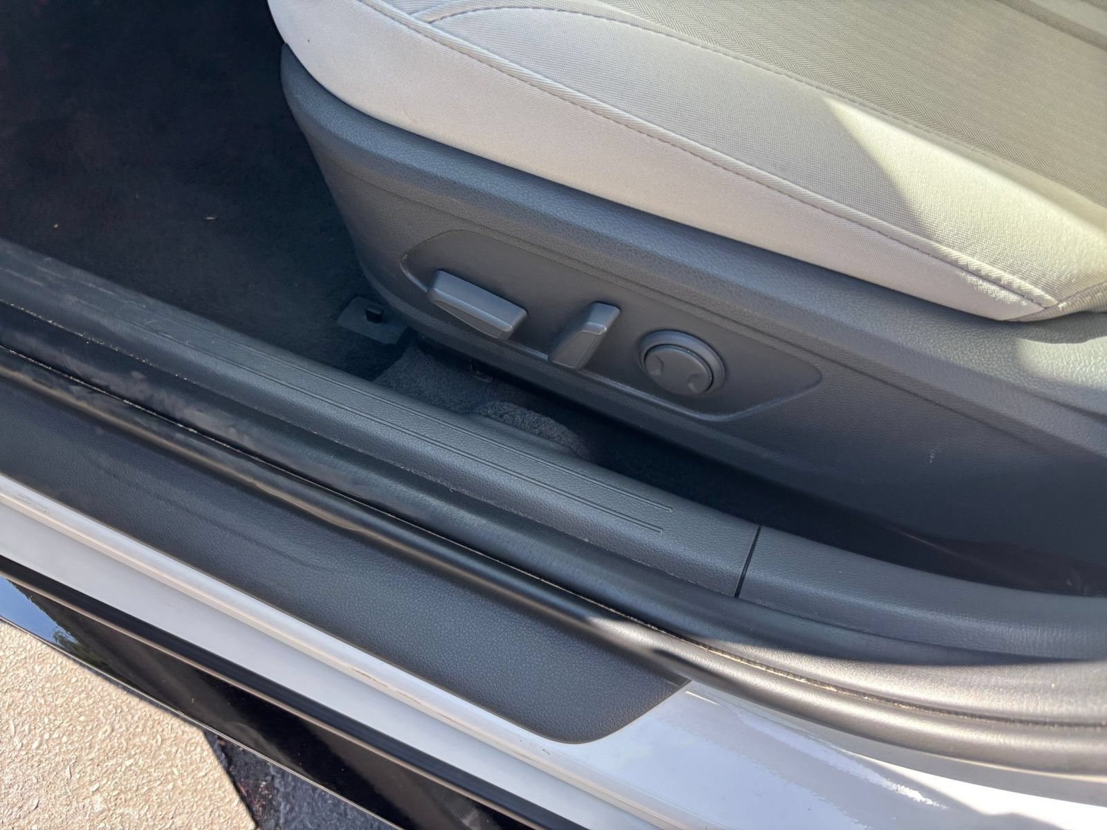 Used 2025 Hyundai Sonata SEL FWD image 22