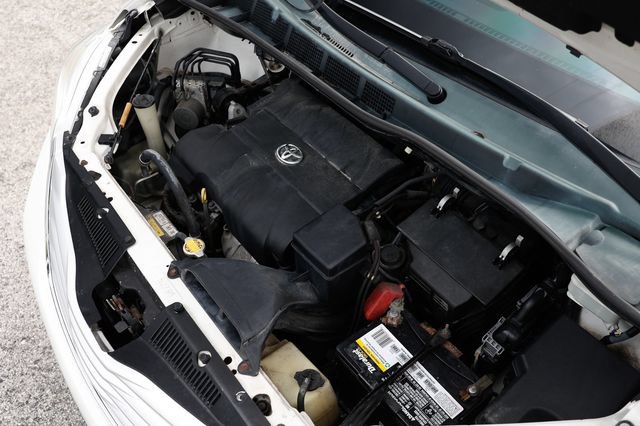 Used 2014 Toyota Sienna Limited w/ Limited Premium Package AWD/4WD image 60