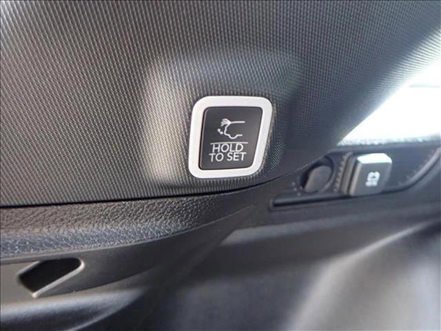 New 2026 Jeep Grand Cherokee Limited Reserve AWD/4WD image 9