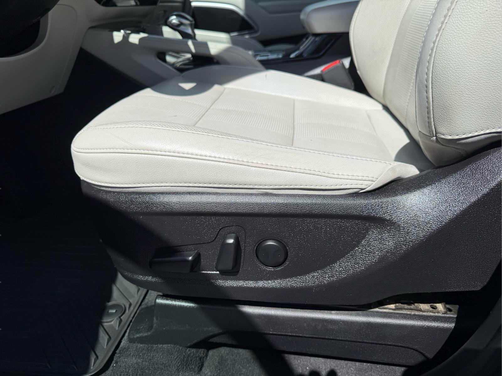 Used 2020 Kia Telluride EX AWD/4WD image 17