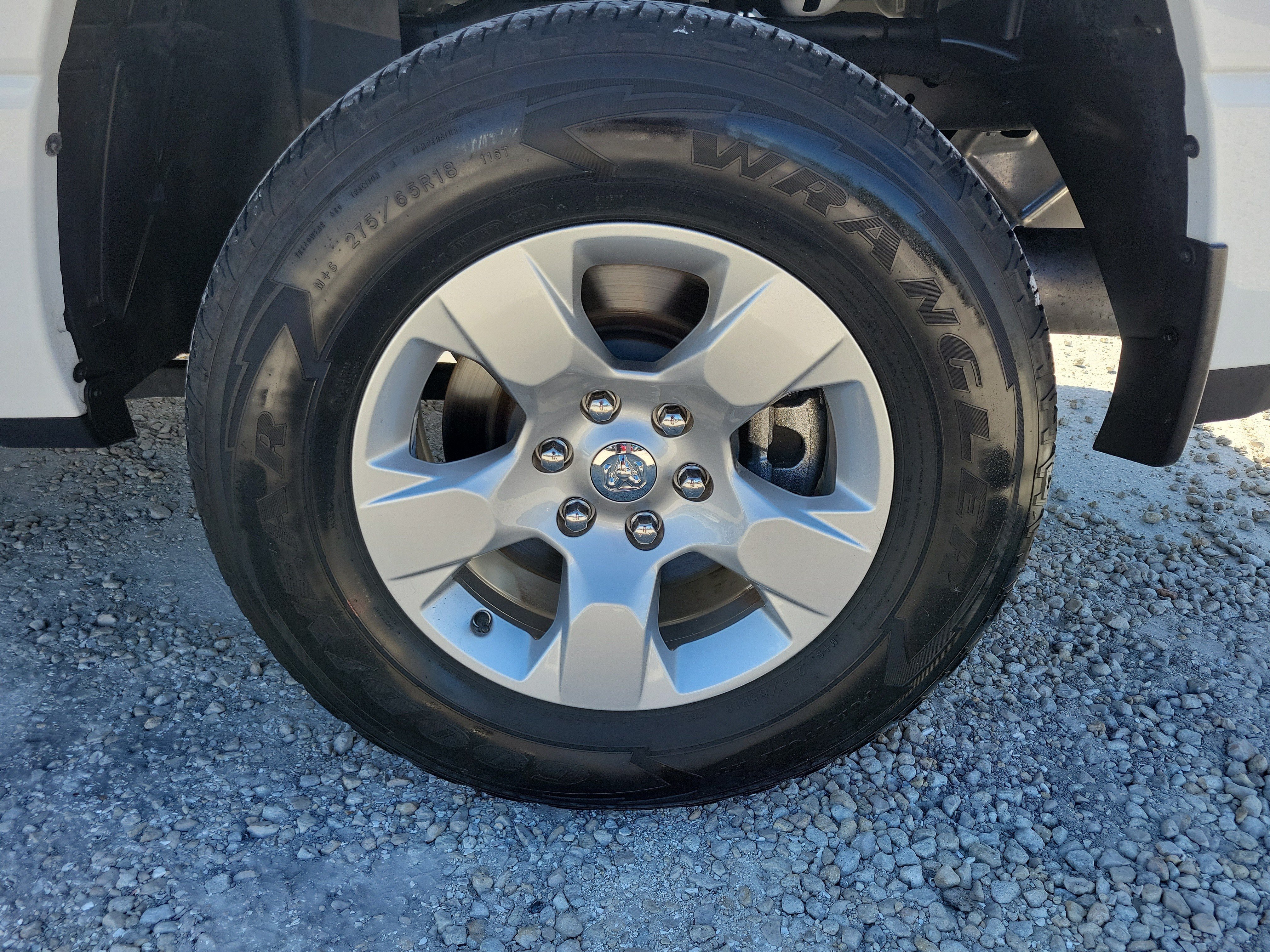 Used 2024 RAM 1500 Big Horn RWD image 7