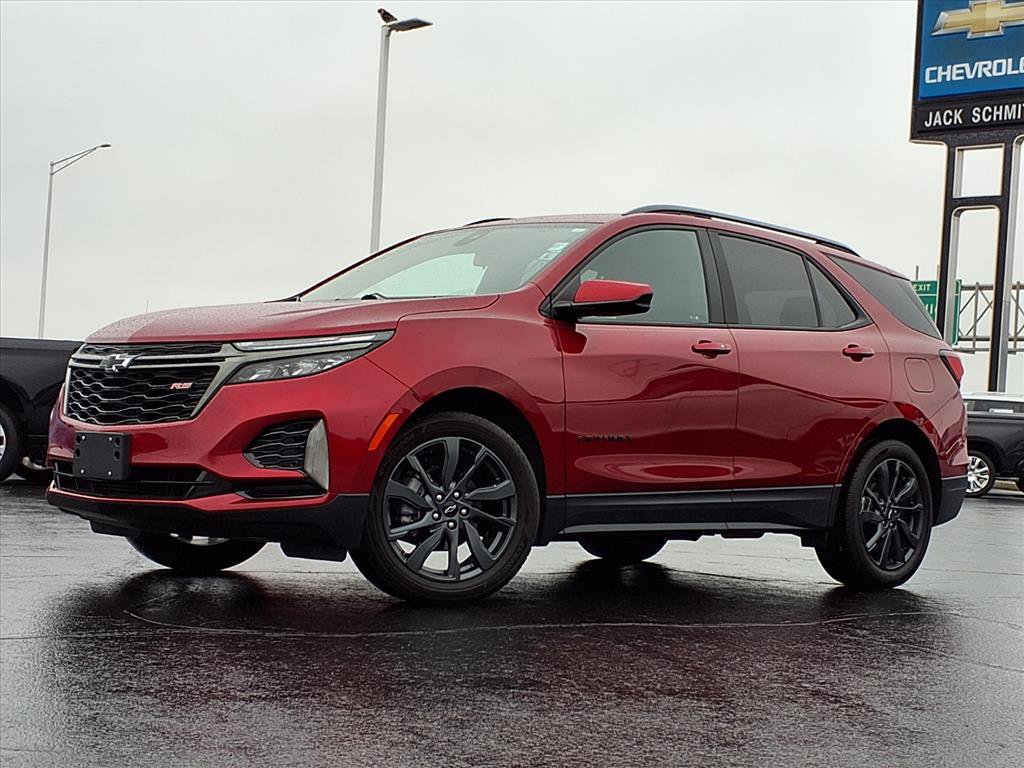 Used 2023 Chevrolet Equinox RS w/ LPO, Floor Liner Package image 2